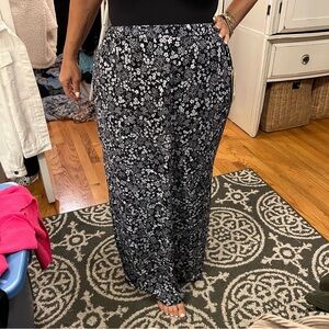 nwt Maxi skirt